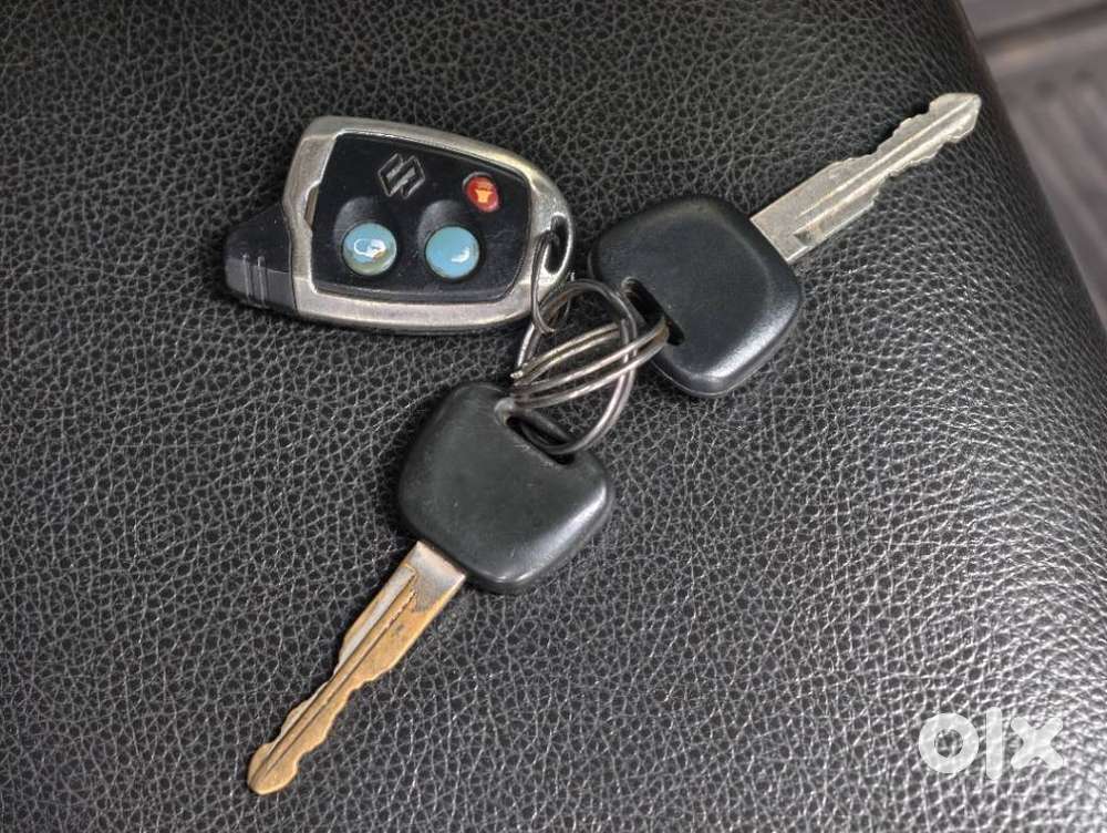 Maruti Suzuki Swift Vxi + Manual, 2005, Petrol