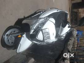 activa 125 scooty
