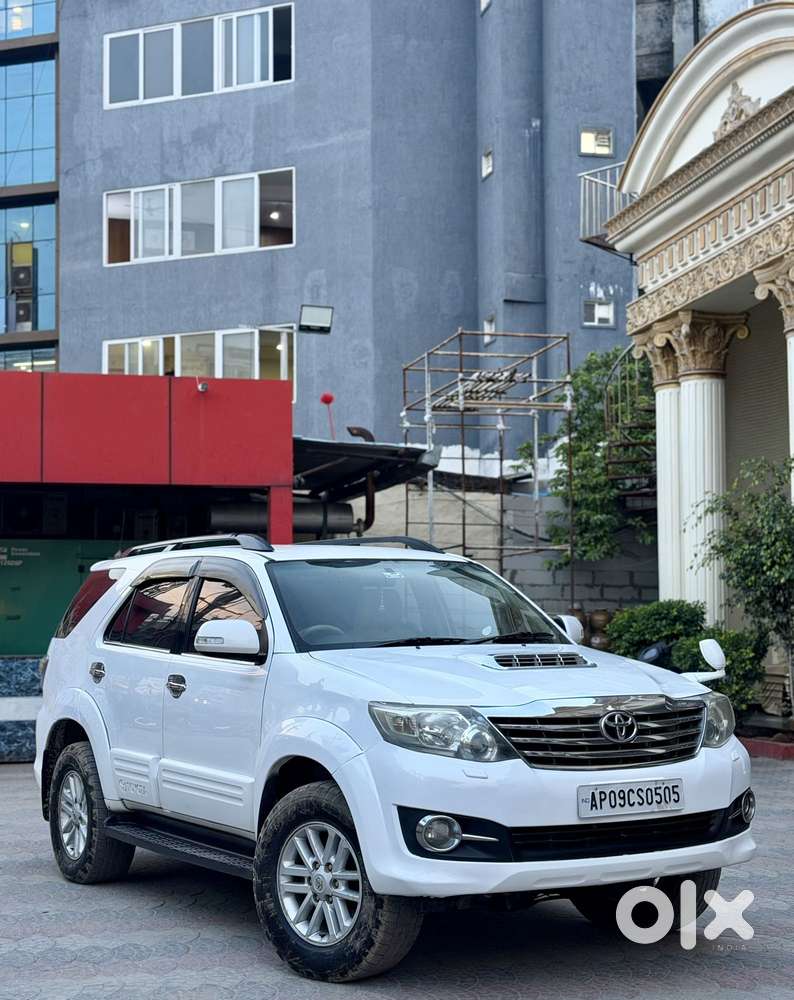 Toyota Fortuner 3.0 4x2 Automatic, 2013, Diesel