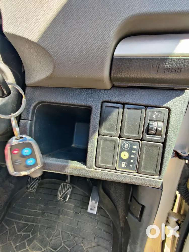 Maruti Suzuki Wagon R 1.0 2011 Cng & Hybrids 8 Months Left