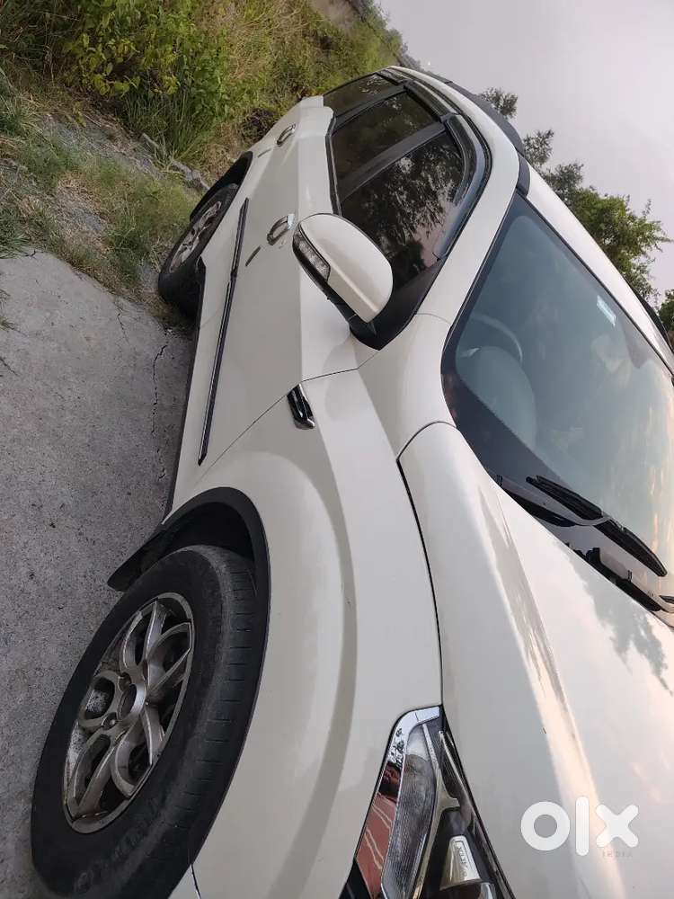 Mahindra Xuv500 2016 Diesel 135000 Km Driven