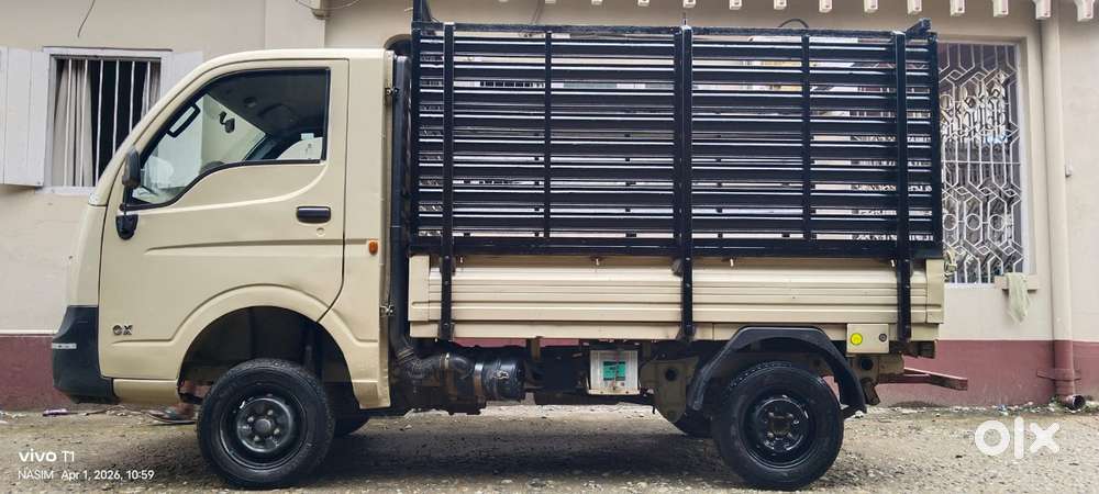 Tata Tiago, 2024, Petrol