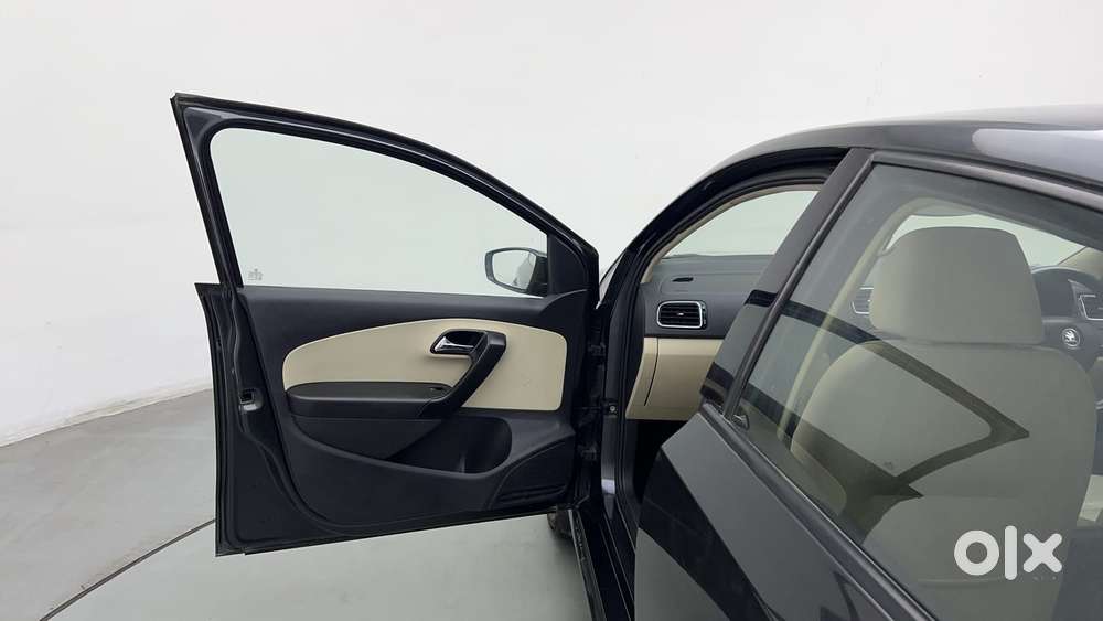 Skoda Rapid 1.6 Mpi At Style, 2018, Petrol