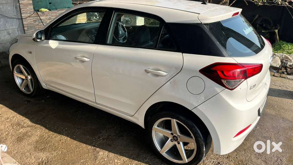 Hyundai I20 2015 Diesel 87000 Km Driven