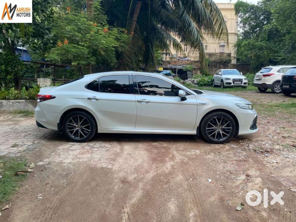 Toyota Camry Hybrid, 2024, Petrol