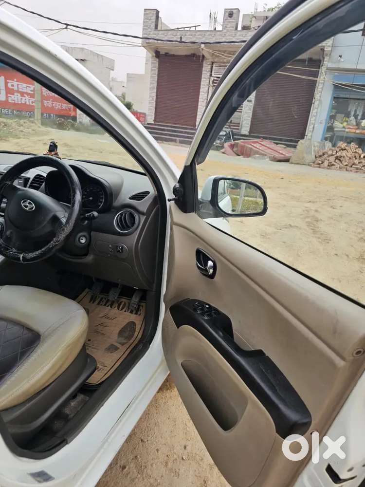 Hyundai I10 2012 Petrol Good Condition With Cng Fitted On Paper