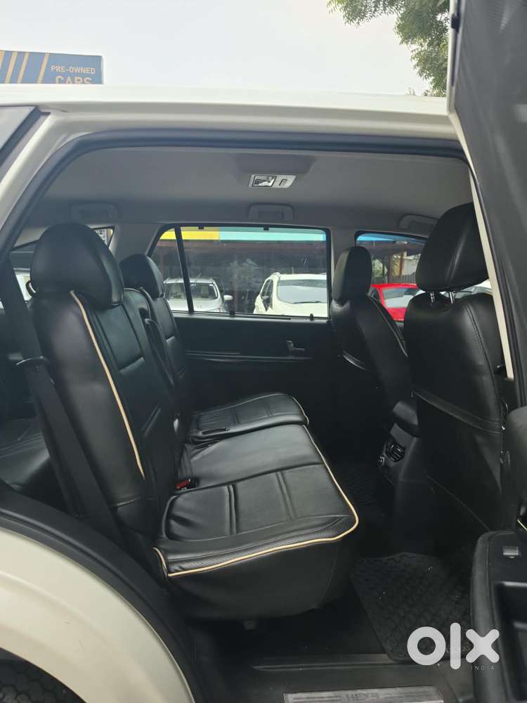 Tata Hexa 2.2 Xe 4x2 7 Str, 2017, Diesel