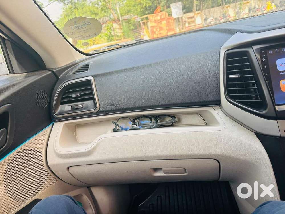Mahindra Xuv300 2020 Diesel Well Maintained