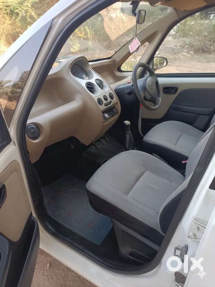 Tata Nano Lx 2012