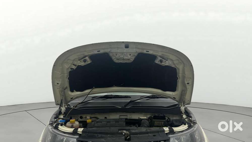 Mahindra Kuv 100 Mfalcon G80 K8, 2016, Petrol