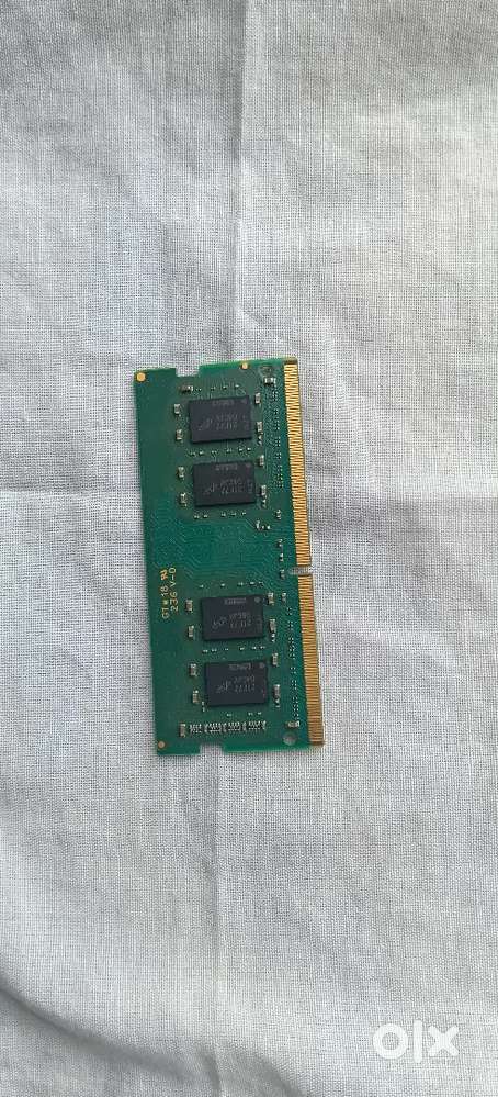 DDR4 RAM CRUCIAL