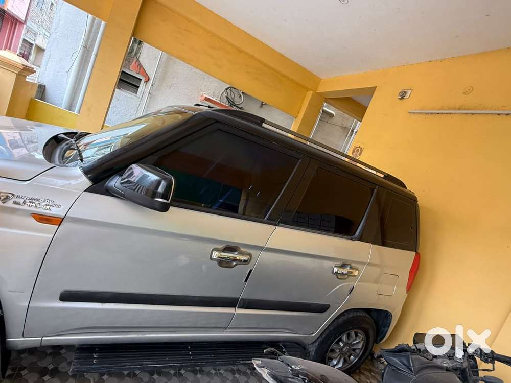 Mahindra Tuv 300 T10, 2018, Diesel