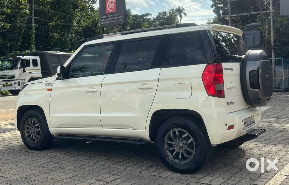 Mahindra Tuv 300 T10, 2017, Diesel
