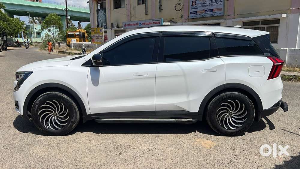 Mahindra Xuv700 7 Seater 2024 Diesel Very Well Maintained