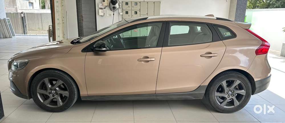 Volvo V40 Cross Country 2014
