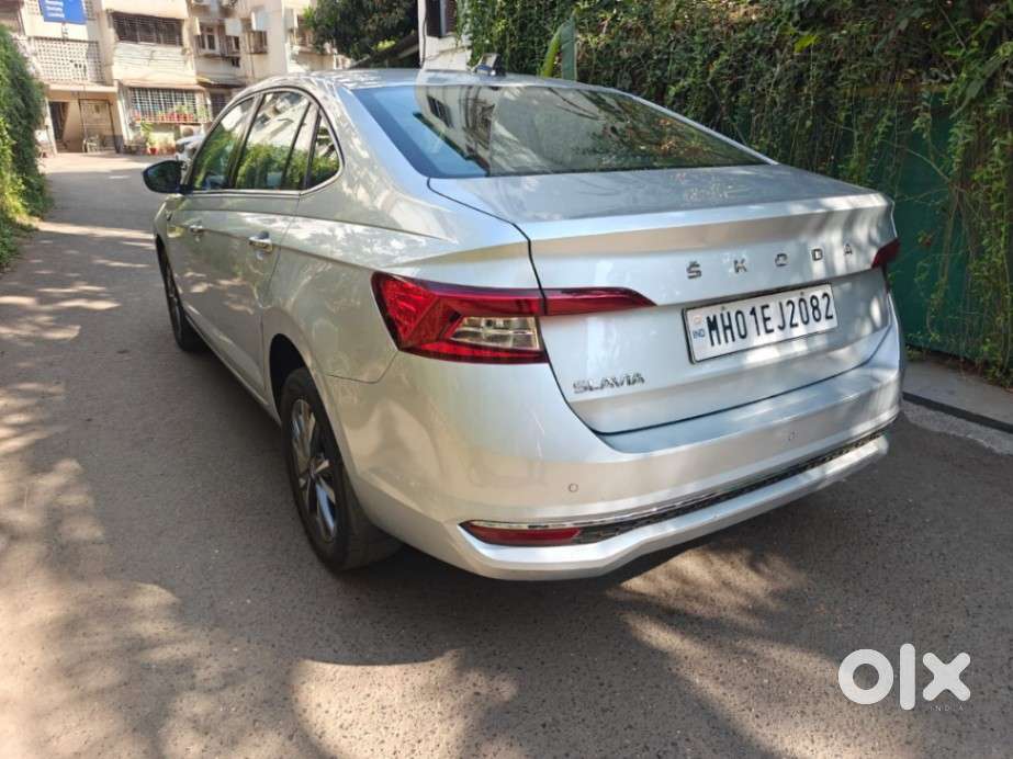 Skoda Slavia 1.0 Tsi Style At, 2023, Petrol