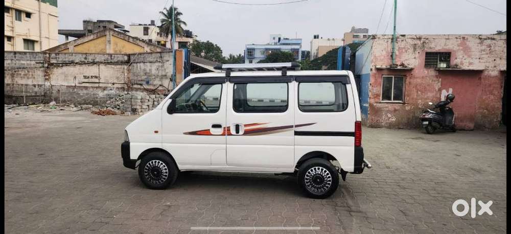 Maruti Suzuki Eeco 5 Str With A/c+htr, 2016, Petrol
