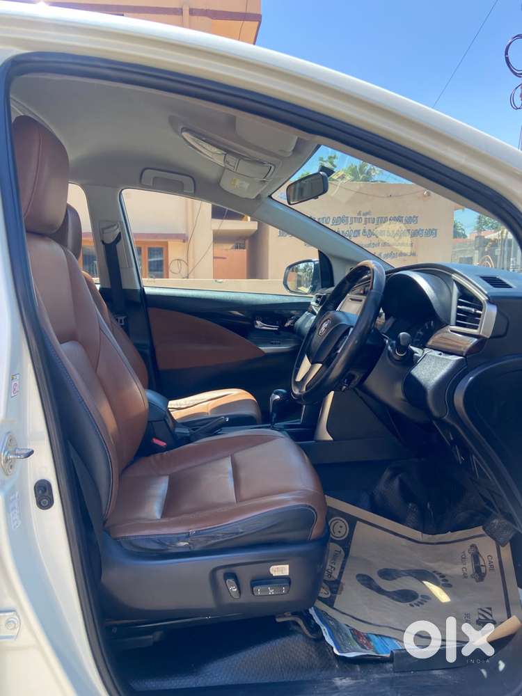 Toyota Innova Crysta 2.8z Automatic, 2018, Diesel