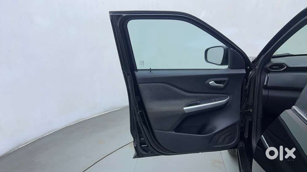 Nissan Magnite 1.0 Xv Premium Turbo (o), 2021, Petrol
