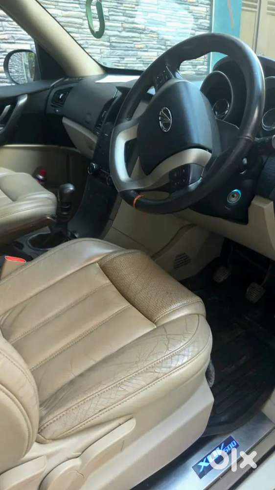 Mahindra Xuv500 2015