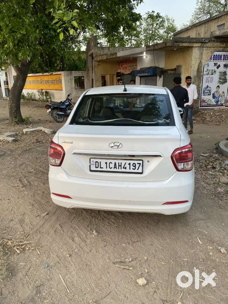 Gadi Me Koe Kme Nhi Hai