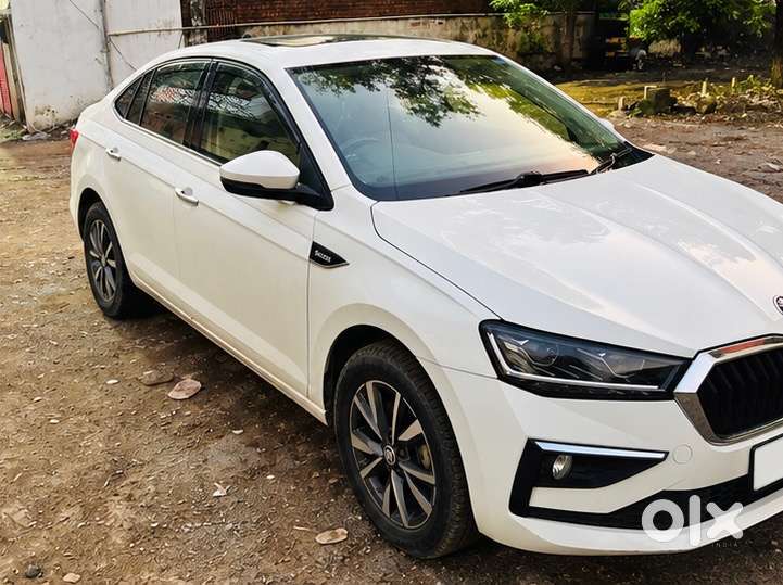 Skoda Slavia Petrol 2022