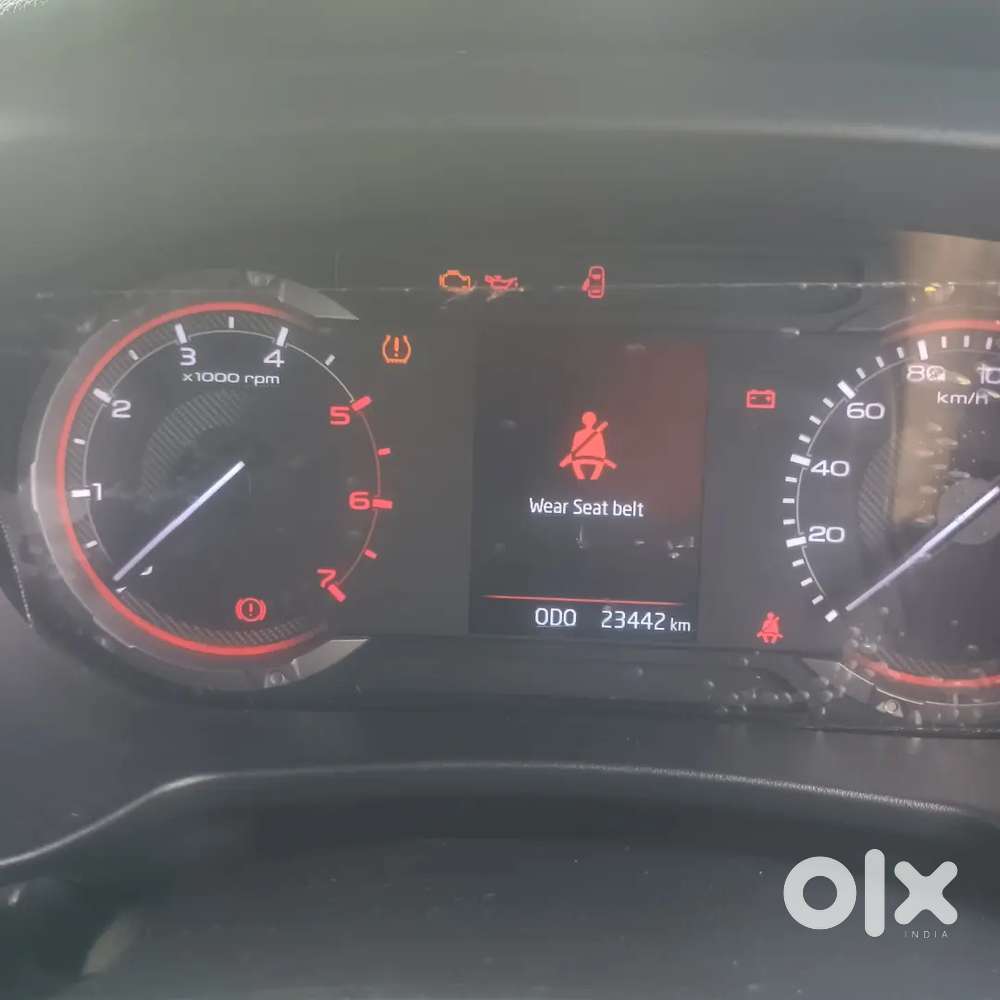 Black Thar Lx 4*2 (oct 2024) Hp Registration