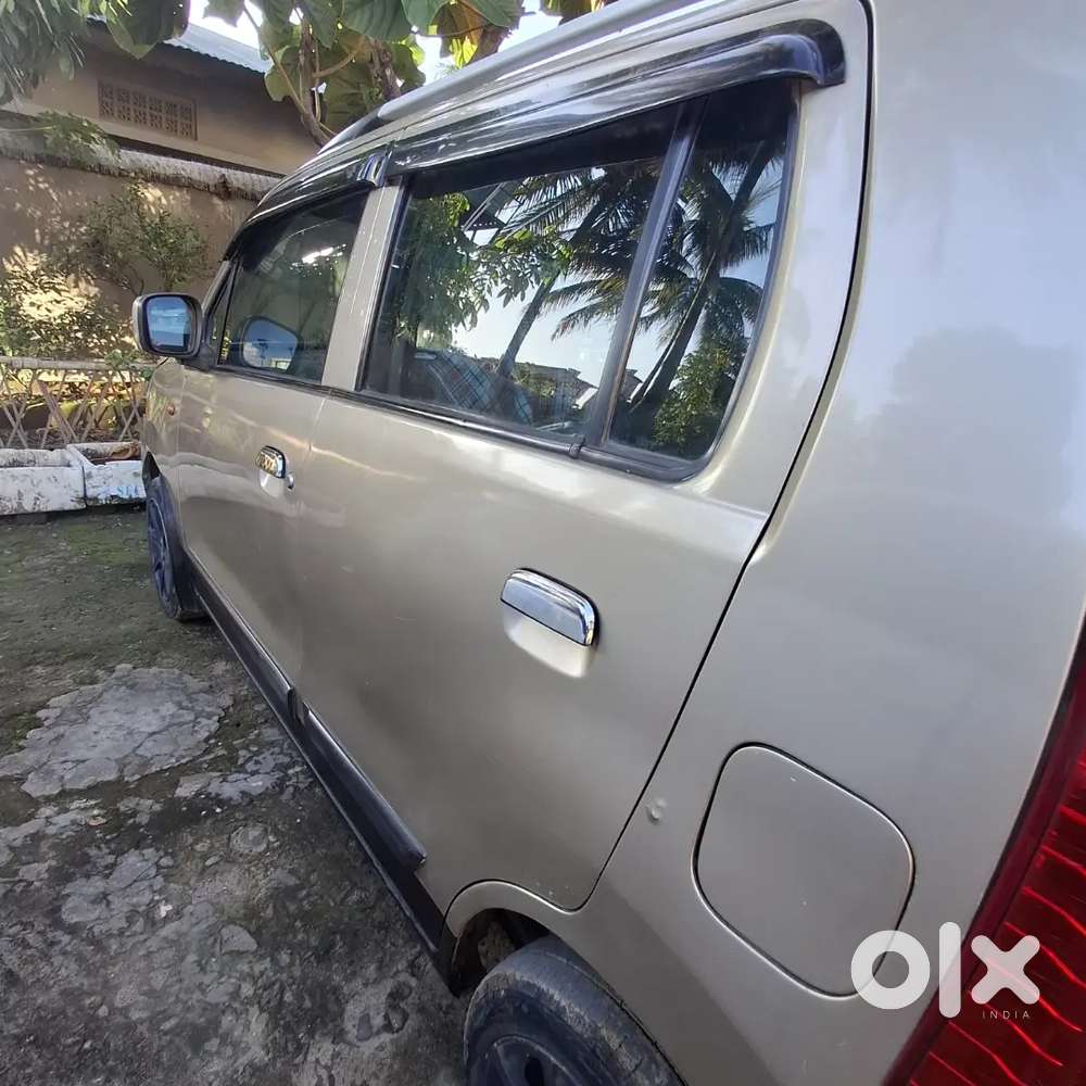 Maruti Suzuki Wagon R 1.0 Vxi 2015
