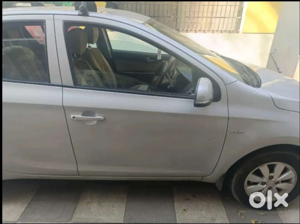 Hyundai I20 Spotz 2013 Car