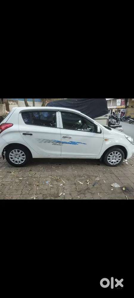 Hyundai I20 2011 Diesel 80000 Km Driven