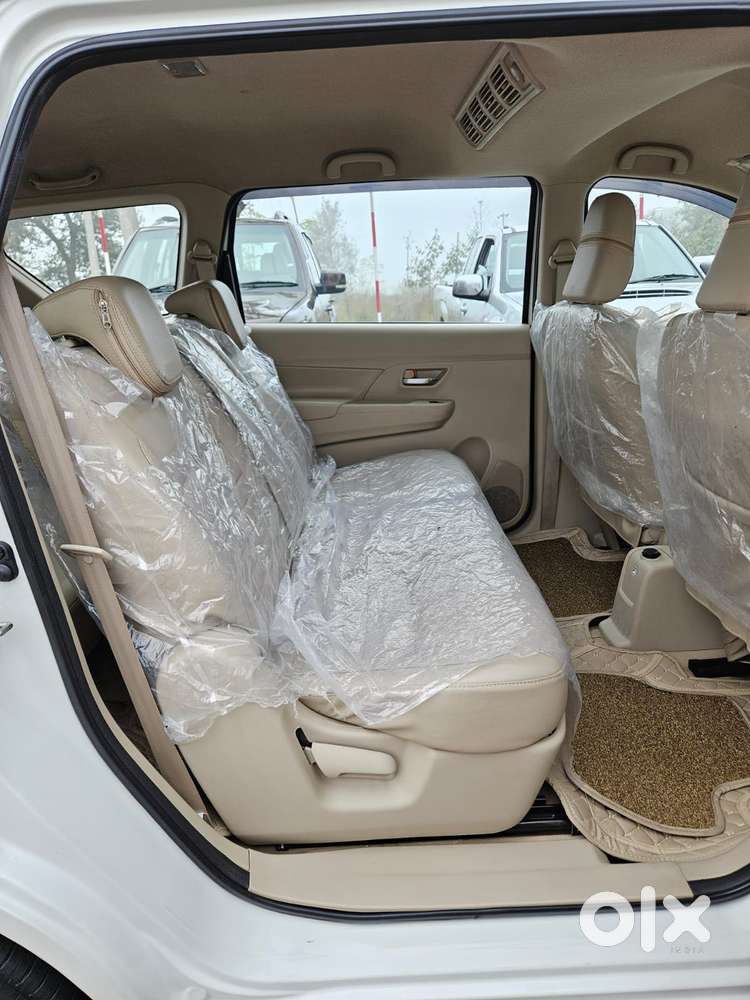 Maruti Suzuki Ertiga 2022-2023 Vxi Cng, 2022, Cng & Hybrids