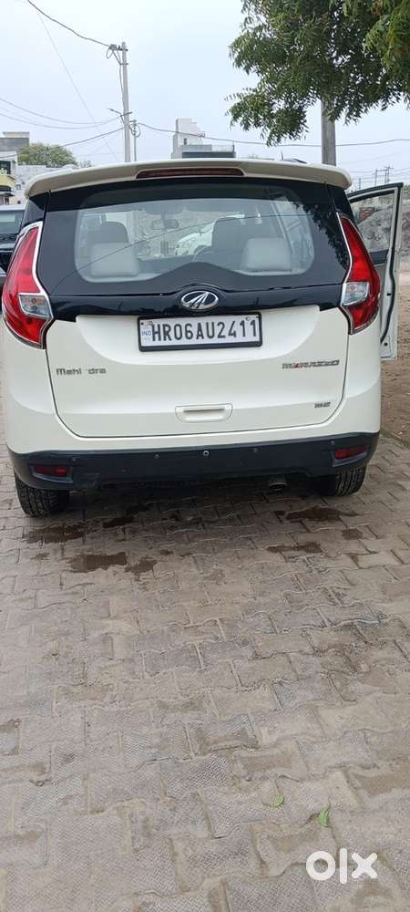 Mahindra Marazzo Diesel 2019