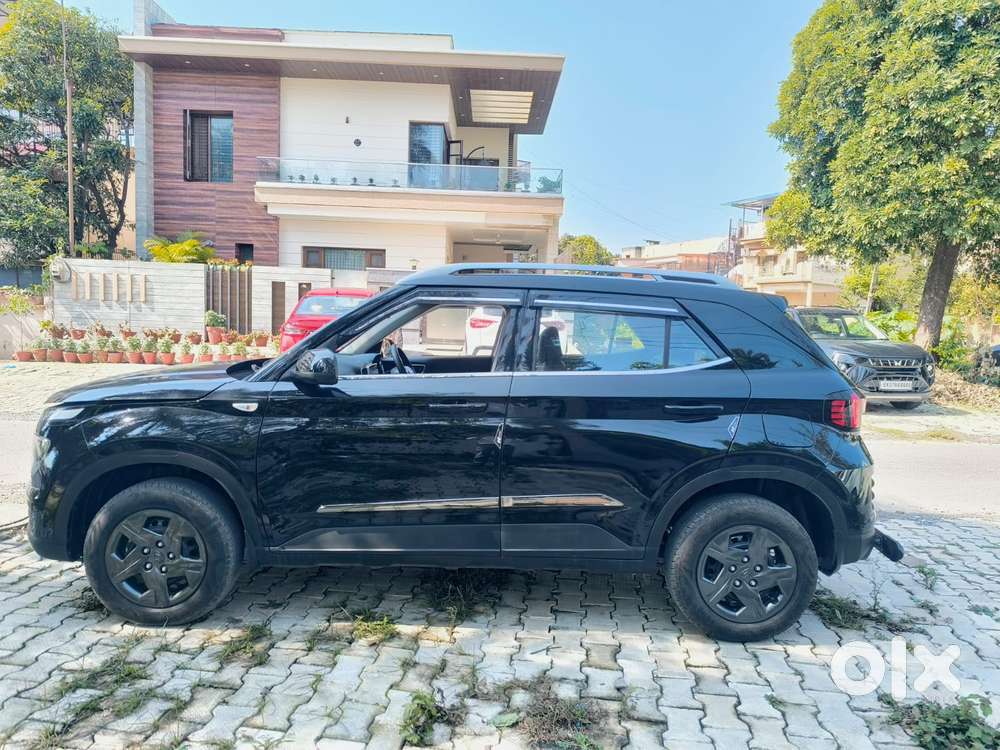Hyundai Venue 1.2 S (o), 2025, Petrol