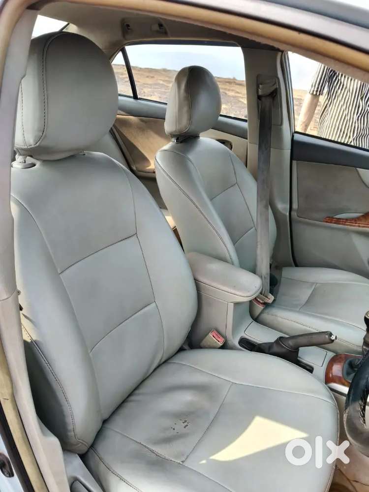 Toyota Corolla Altis 2010 Cng & Hybrids Well Maintained