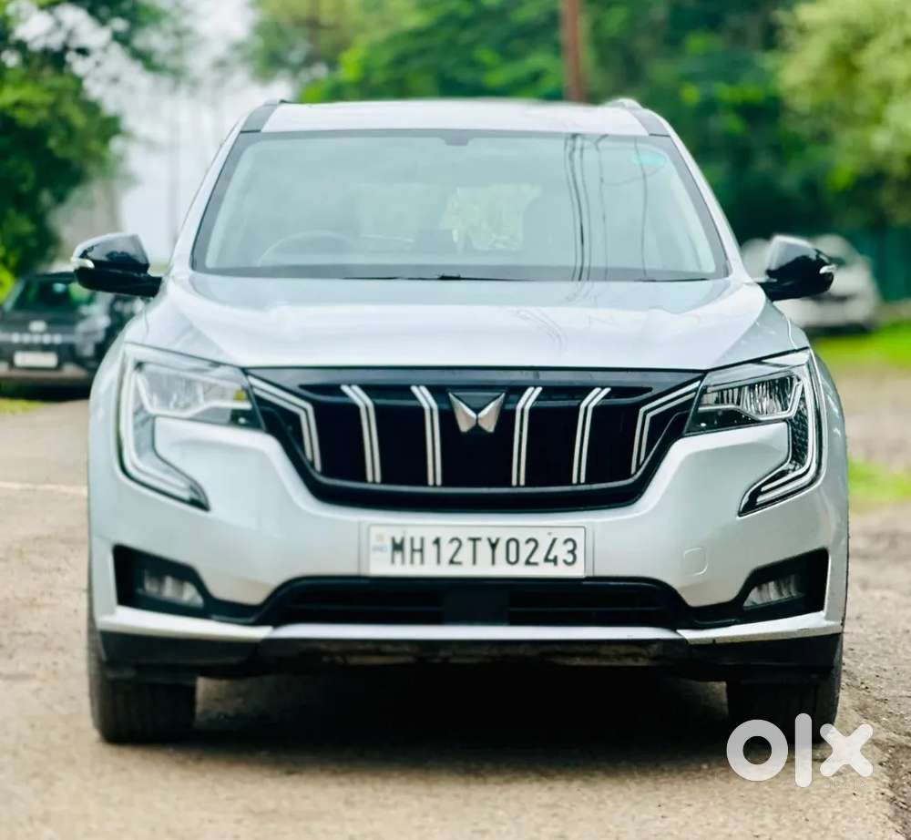 Mahindra Xuv700 2.0 Ax 5 Petrol Mt Str, 2021, Petrol