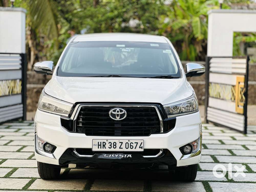 Toyota Innova Crysta