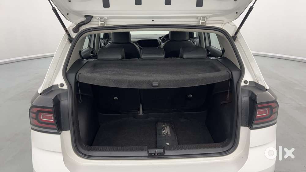 Volkswagen Taigun Topline 1.0 Tsi At (electric Seats), 2022, Petrol