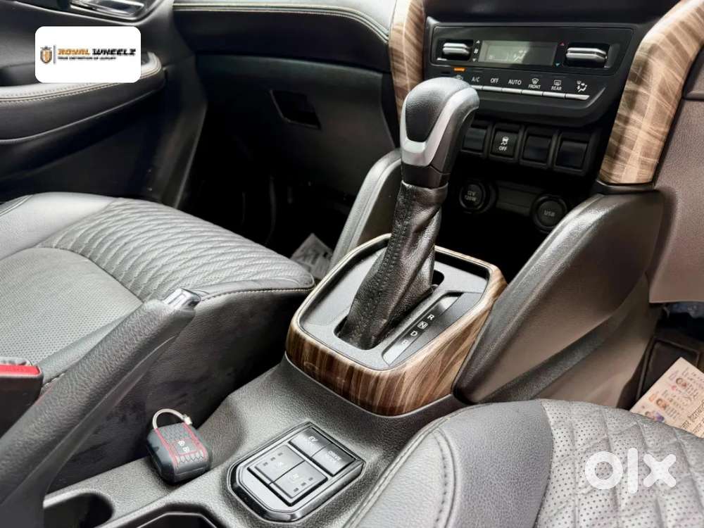 Maruti Suzuki Grand Vitara 1.5 Alpha Plus Dual Tone Intelligent Hybr..
