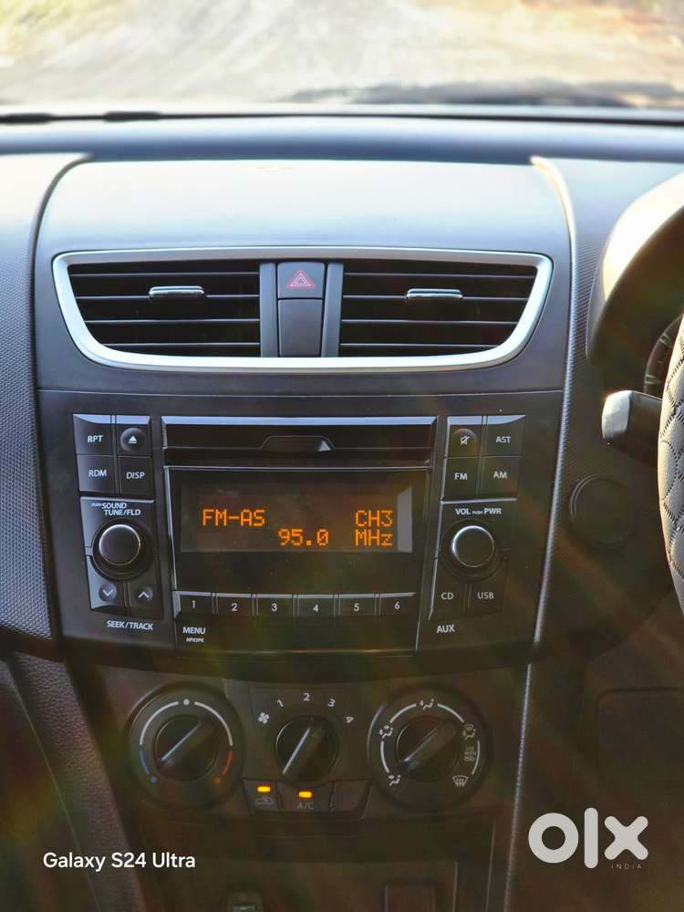 Maruti Suzuki Swift 1.2 Vxi (o), 2014, Petrol