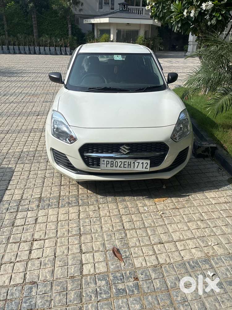 Maruti Suzuki Swift Petrol 2022