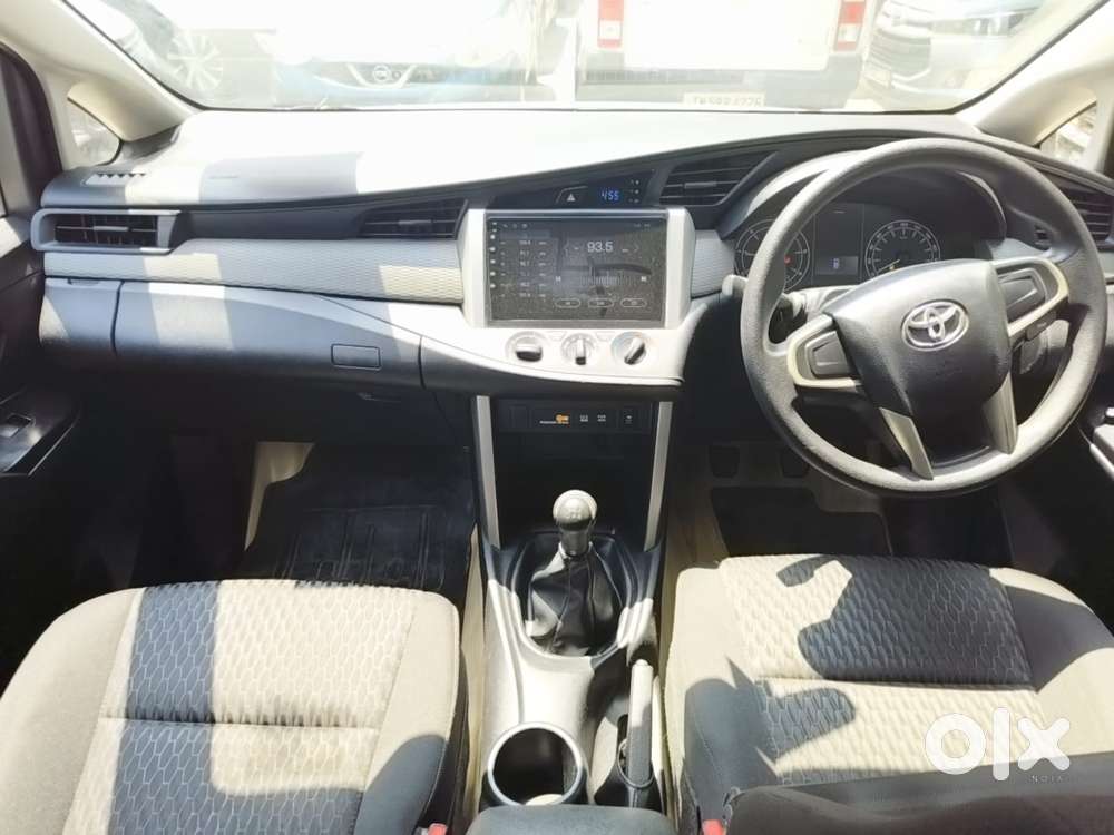 Toyota Innova Crysta 2.4 G Mt 7 Str, 2022, Diesel