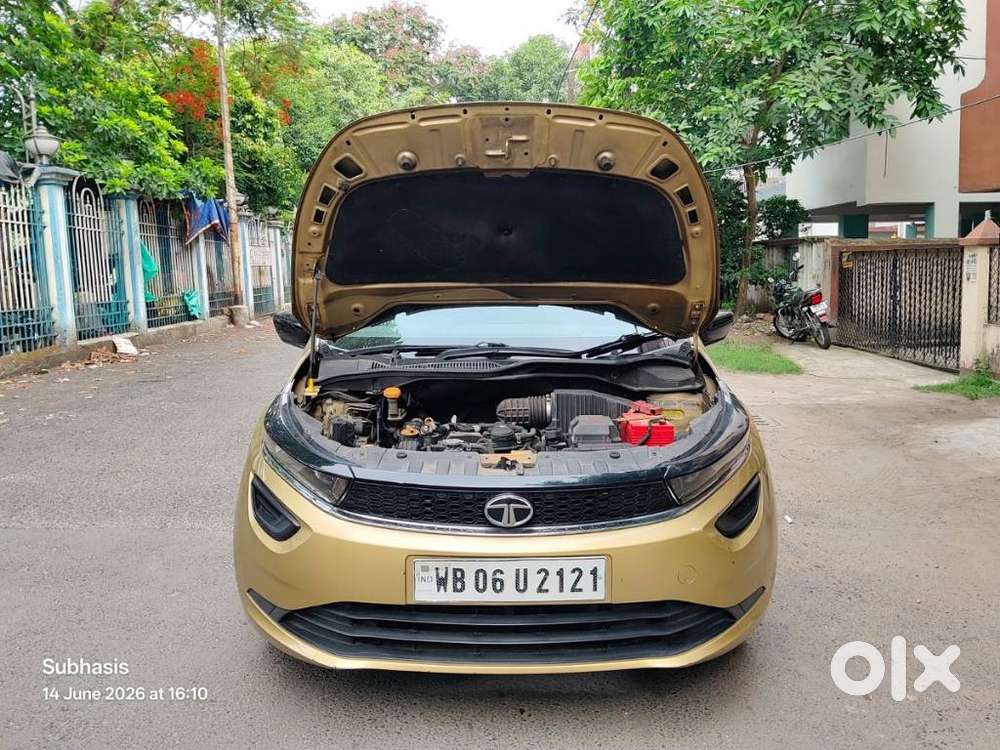 Tata Altroz 1.2 Xe, 2020, Petrol