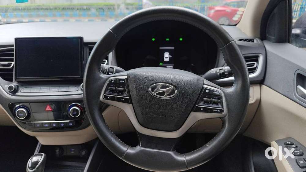 Hyundai Verna 1.5 Sx Ivt, 2022, Petrol