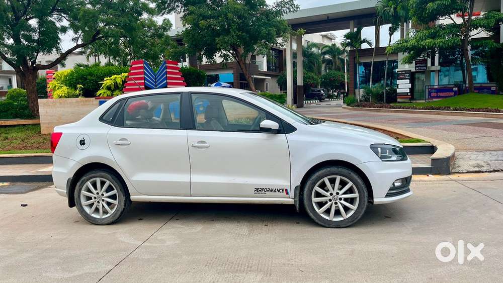 Volkswagen Ameo Highline Plus 2018 Very Less Kms Driven