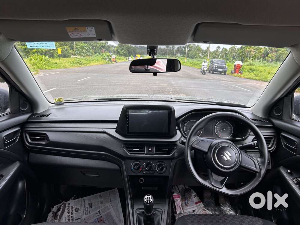 Maruti Suzuki Brezza 1.5 Lxi Smart Hybrid, 2024, Petrol