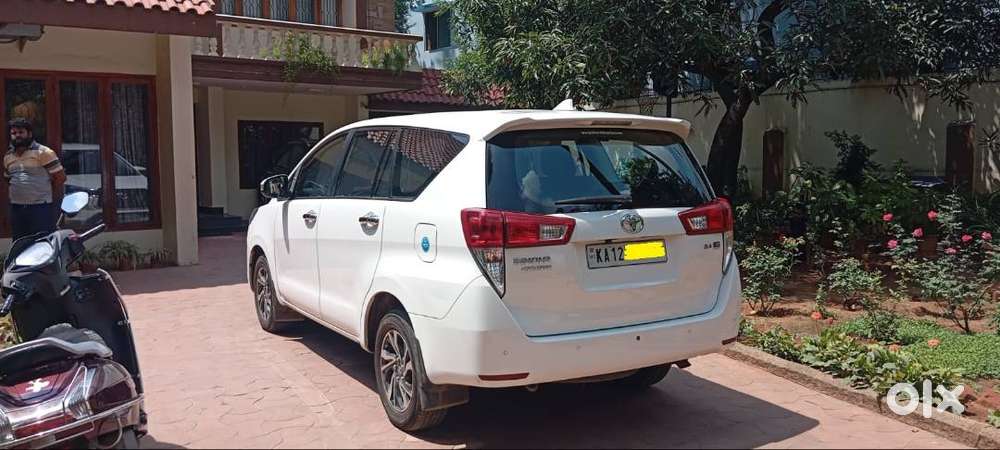 2021 Innova Crysta GX 2.4 AT 7 STR White, KA-12, 90k kms Single owner