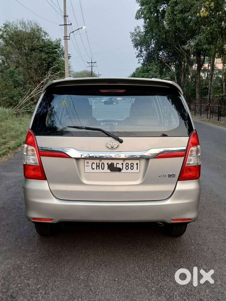 Toyota Innova 2.5 Z Diesel 7 Seater Bs Iv, 2015, Diesel