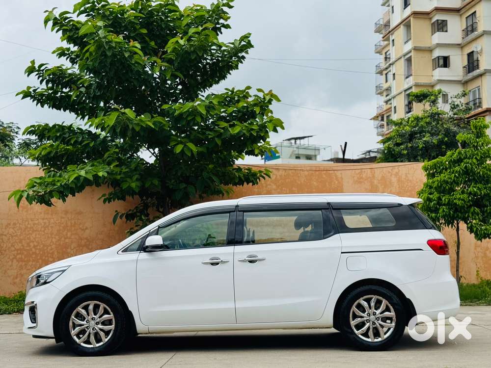 Kia Carnival Limousine, 2021, Diesel