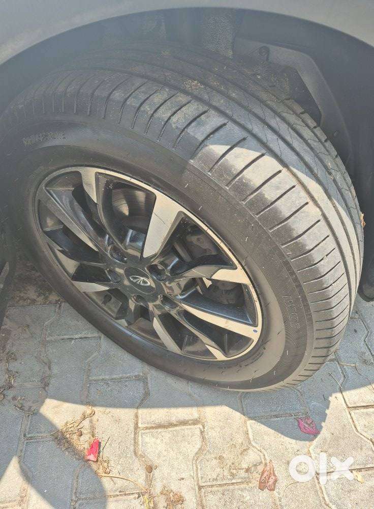 Mahindra Xuv500 W11 Option, 2019, Diesel