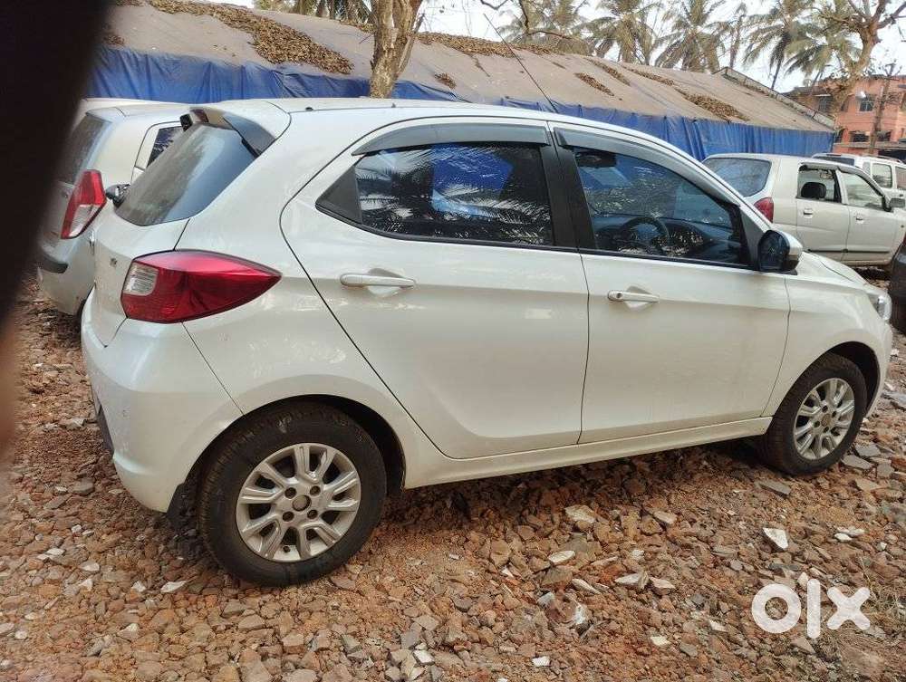 Tata Tiago, 2018, Petrol